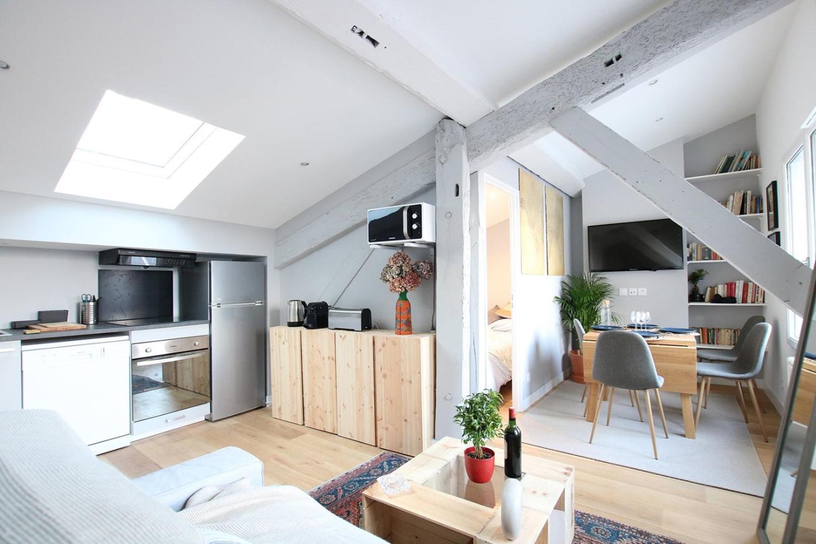 Guestready - Sunny Attic Apt Near Grand Theatre Bordeaux Exterior photo