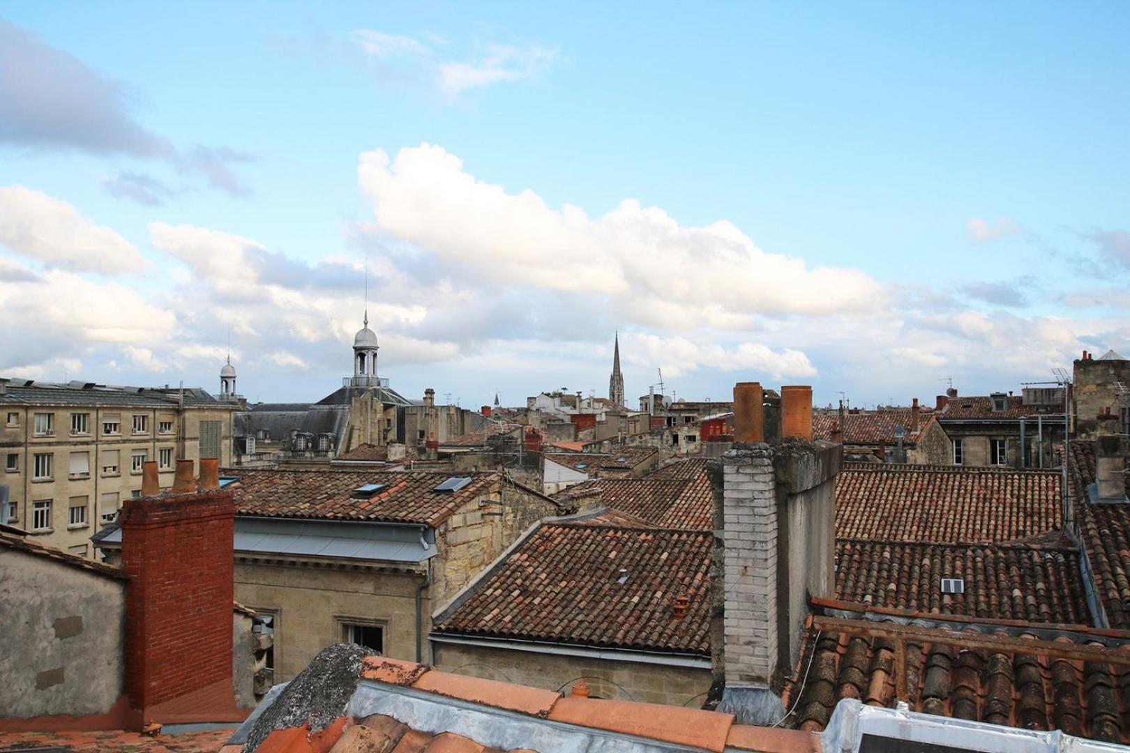 Guestready - Sunny Attic Apt Near Grand Theatre Bordeaux Exterior photo